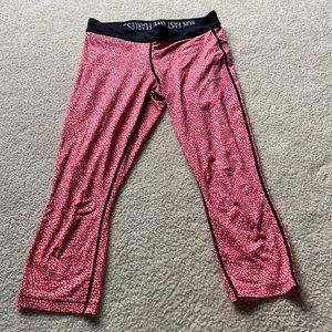 Nike 3/4 length leggings